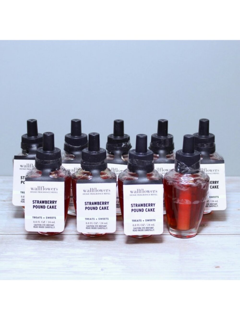 x9 Bath &amp; Body Works STRAWBERRY POUND CAKE Wallflowers Refills